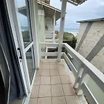 Cabo Frio- Casa Pe Na Areia - Suite Vista Mar- Garagem Coberta Privativa 2 Vagas