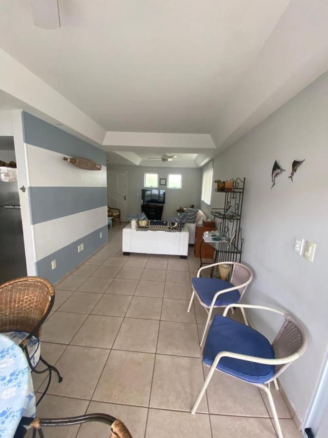 Cabo Frio- Casa Pe Na Areia - Vista Mar- Garagem Coberta Privativa 2 Vagas